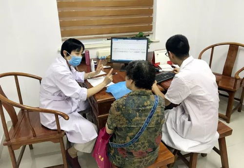 济南市皮肤病防治院举行燕京赵氏皮科流派传承工作站授牌及中医专家义诊活动